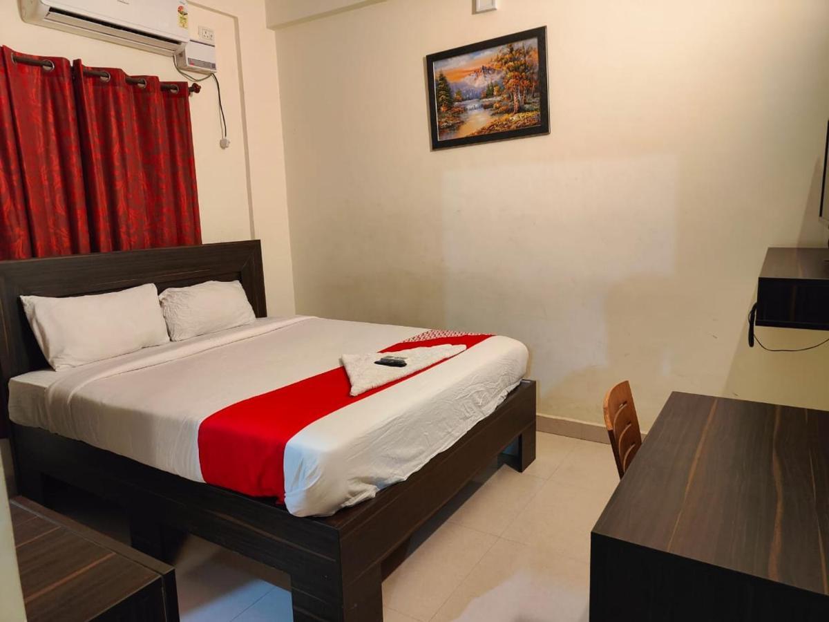 Pristine Inn Manyata Bangalore Exteriör bild