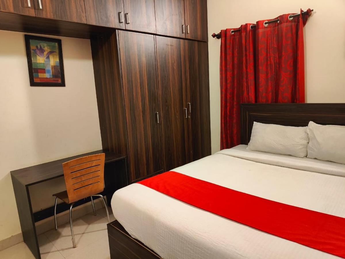 Pristine Inn Manyata Bangalore Exteriör bild